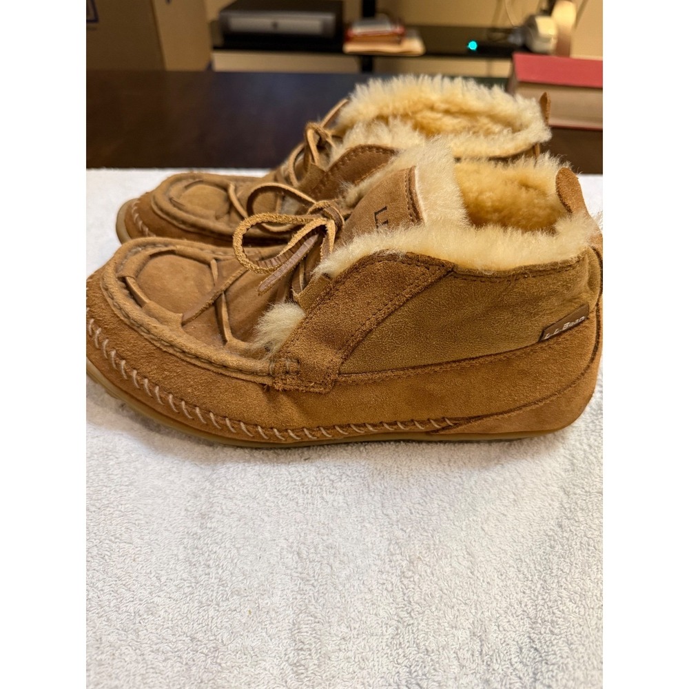 LL Bean Wicked Good Lodge Boots Mens 9 Brown Suede Lamb Fur Slippers 290577